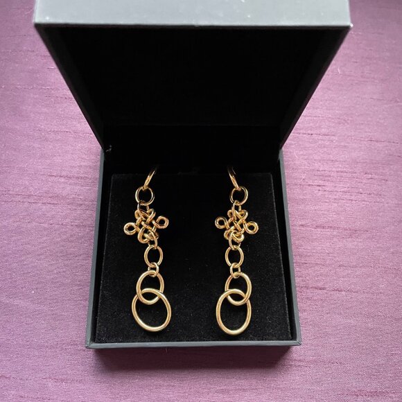 H. Stern 18K Gold Diane von Furstenberg Large Love Knot Earrings - Picture 3 of 4